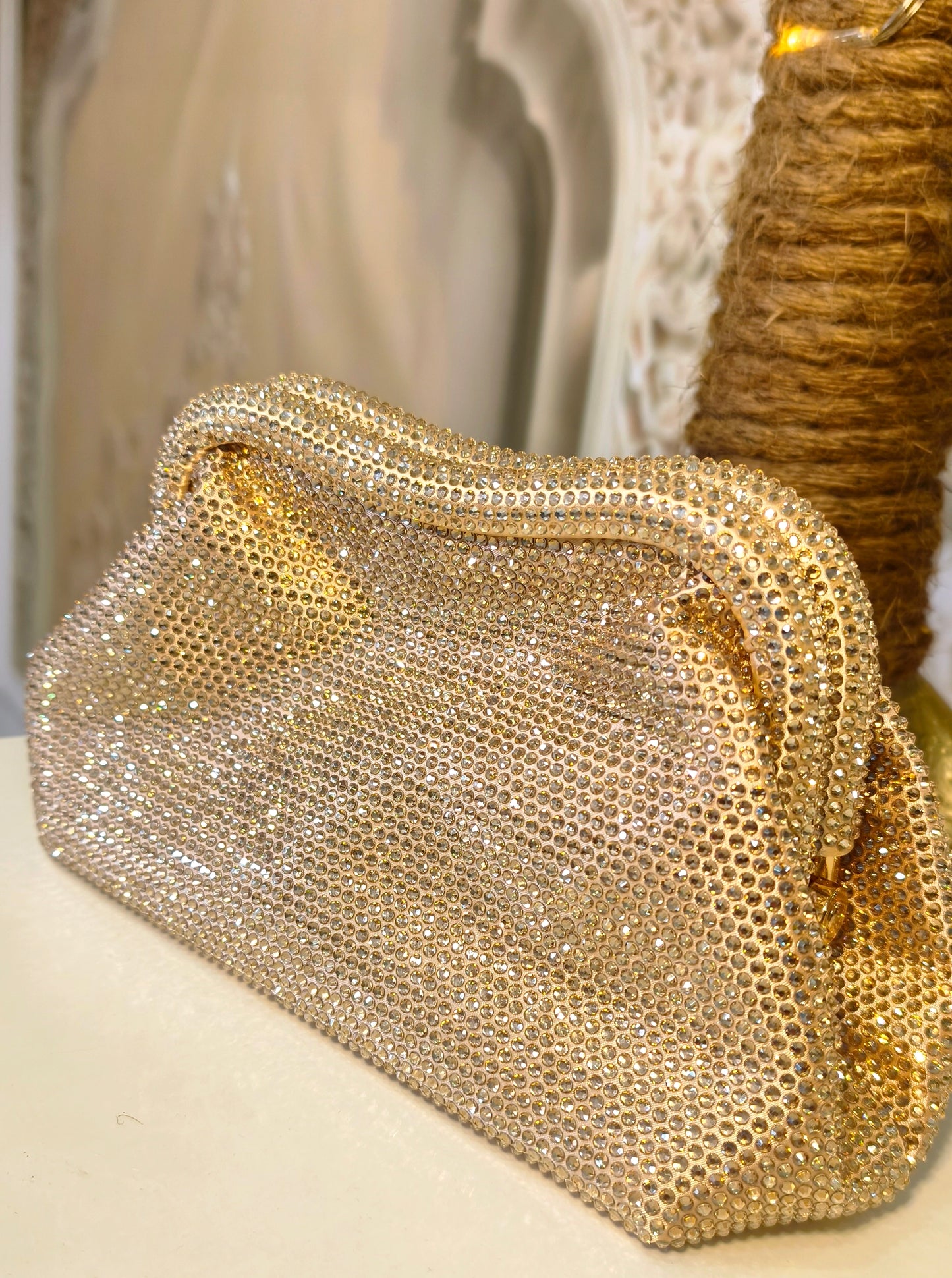 Pochette LUCÎA dorée